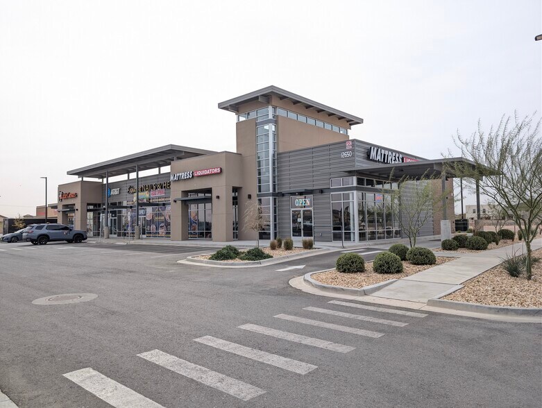 12650 Pellicano dr, El Paso, TX à louer - Photo du bâtiment - Image 2 de 20