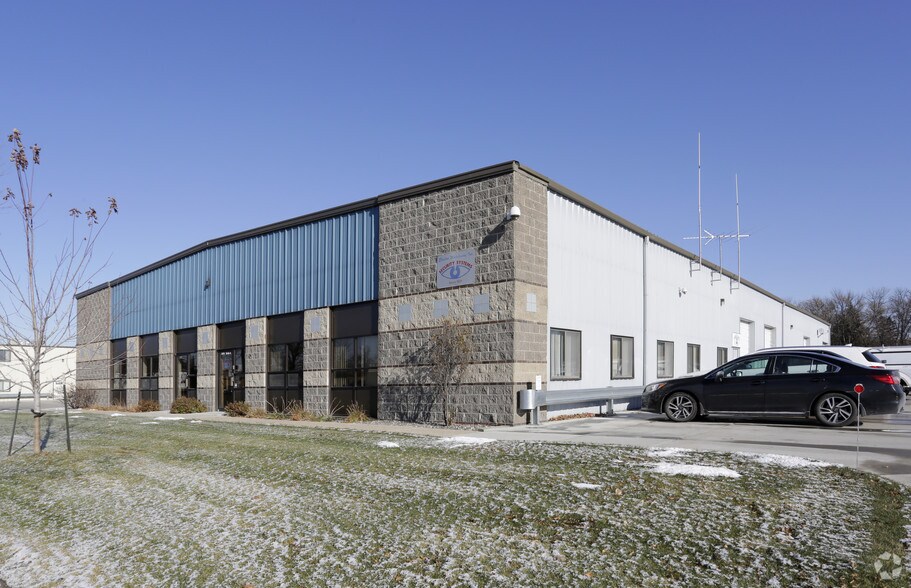 2219 12th N St, Fargo, ND for lease - Building Photo - Image 2 of 4