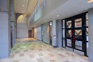 Plus de détails pour 4215 S Staples St, Corpus Christi, TX - Bureau/Commerce de détail à louer