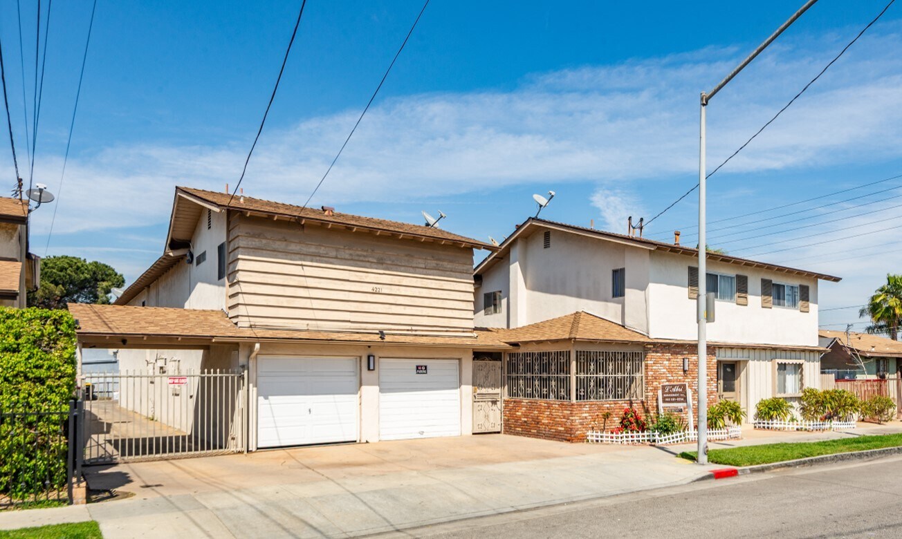 4221 E 60th St, Huntington Park, CA for sale Building Photo- Image 1 of 1