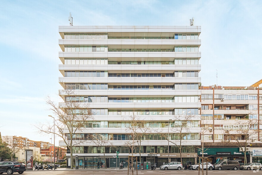 Calle del Príncipe de Vergara, Madrid, Madrid for lease - Building Photo - Image 2 of 2