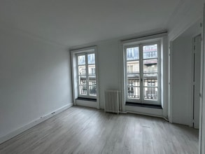 40 Bis Rue Du Faubourg Poissonnière, Paris for lease Interior Photo- Image 2 of 12