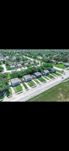4614 4614-4620 Orange St, Pearland, TX for sale - Building Photo - Image 3 of 33