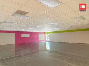 4625-4705 Torrance Blvd, Torrance, CA à louer Photo intérieure- Image 1 de 2