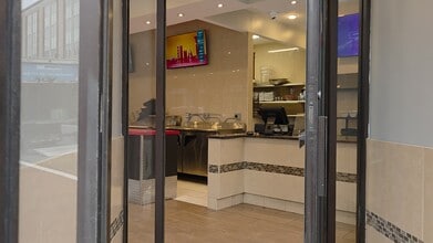 144 Washington St, Newark, NJ à louer - Vidéo sur l’inscription commerciale 