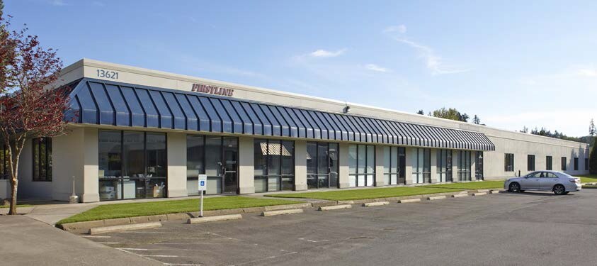 13621-13625 NE 126th Pl, Kirkland, WA à louer - Photo du bâtiment - Image 2 de 2