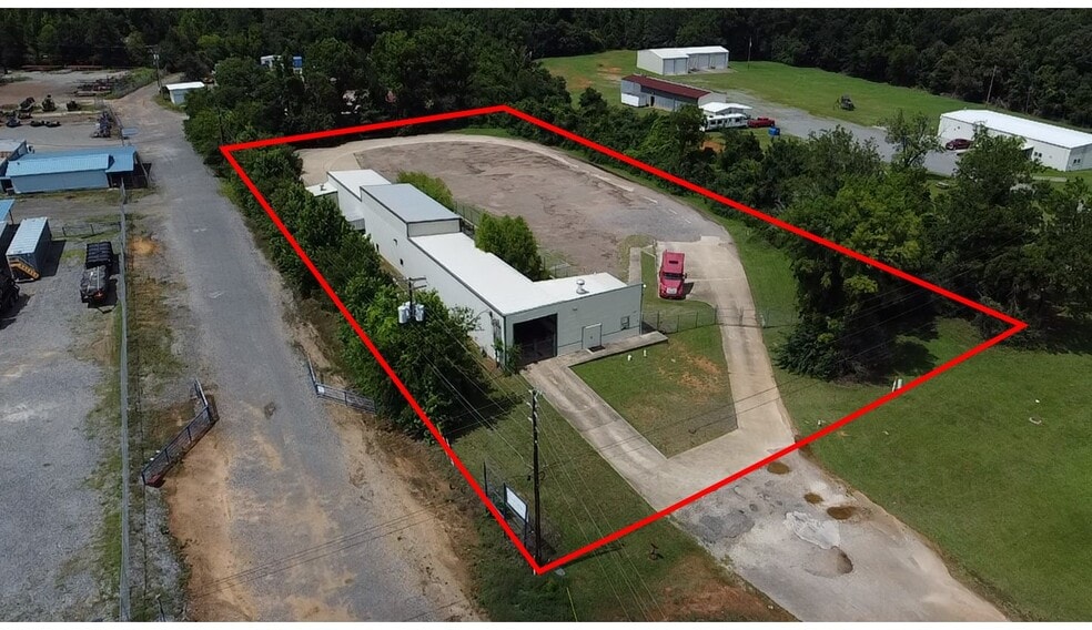 2721 E SH 31, Kilgore, TX for lease - Building Photo - Image 1 of 3