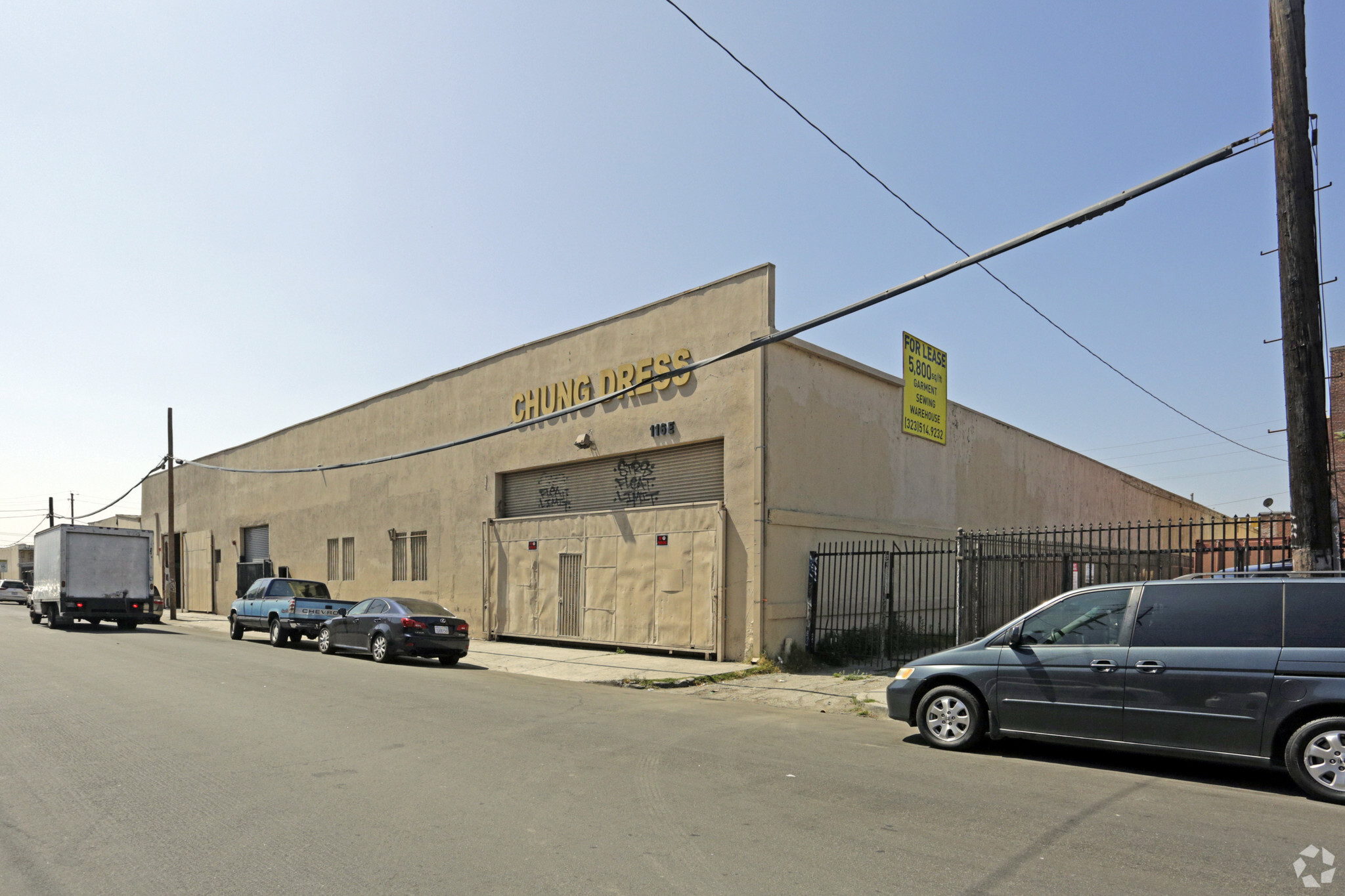 116-120 E 32nd St, Los Angeles, CA for sale Primary Photo- Image 1 of 1