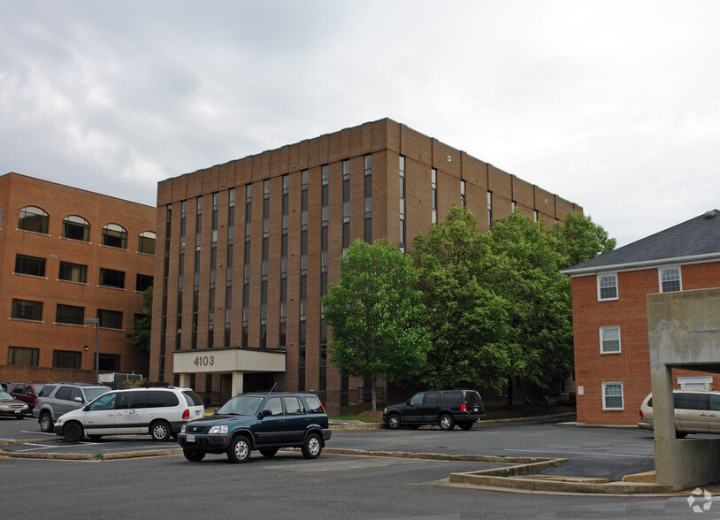4103 Chain Bridge Rd, Fairfax, VA for lease - Building Photo - Image 3 of 3