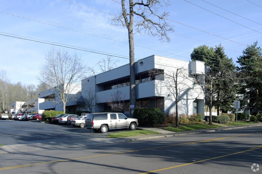 6655 SW Hampton St, Tigard, OR à louer - Photo du bâtiment - Image 2 de 11