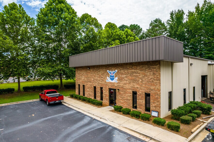 345 Etowah Trce, Fayetteville, GA à louer - Photo principale - Image 1 de 3