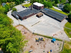 15 Thelma Dr, Hope Valley, RI - Aerial  map view