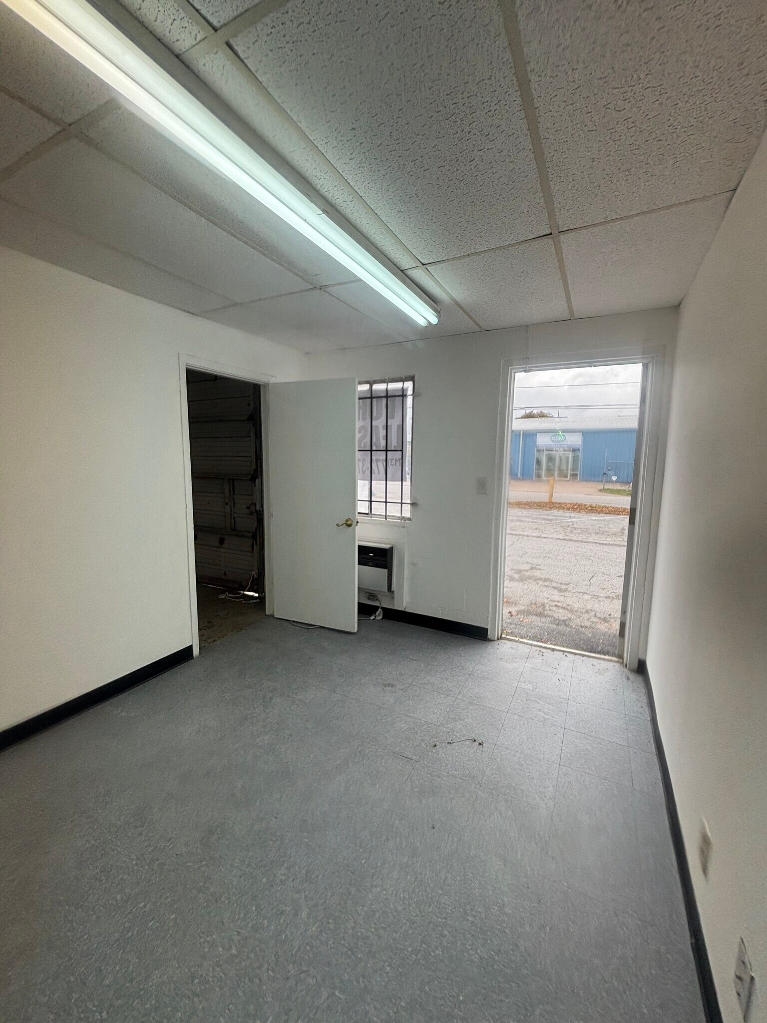 7001 Mullins Dr, Houston, TX à louer Photo intérieure- Image 1 de 4