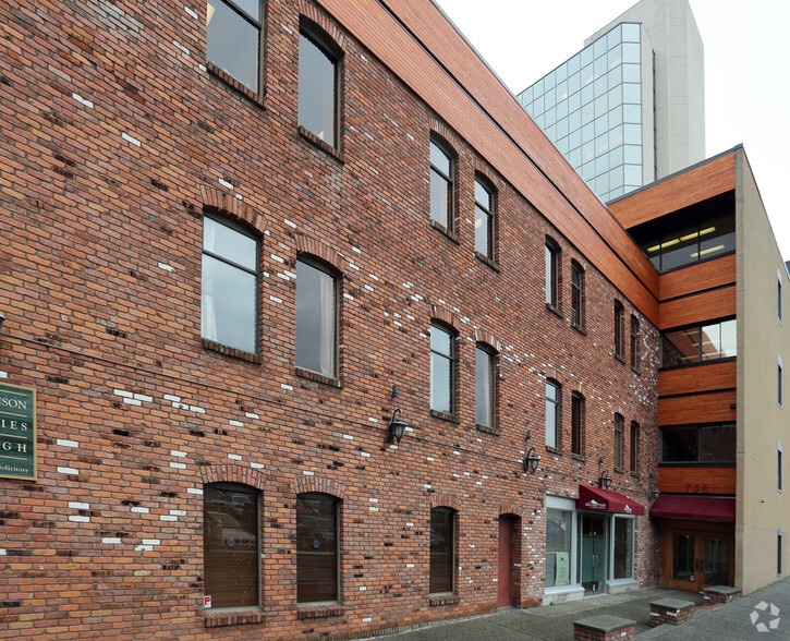 736 Broughton St, Victoria, BC for lease - Building Photo - Image 2 of 2