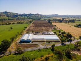 6760 Pleasants Valley Rd, Vacaville CA - Entrepôt