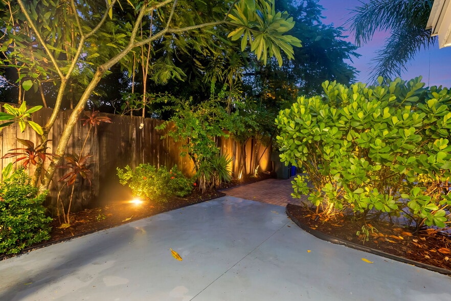 1317 NE 1st Ave, Fort Lauderdale, FL à vendre - Photo du bâtiment - Image 3 de 73