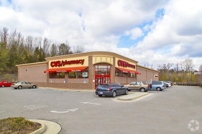 More details for 2712 Peters Creek Rd, Roanoke, VA - Retail for Sale