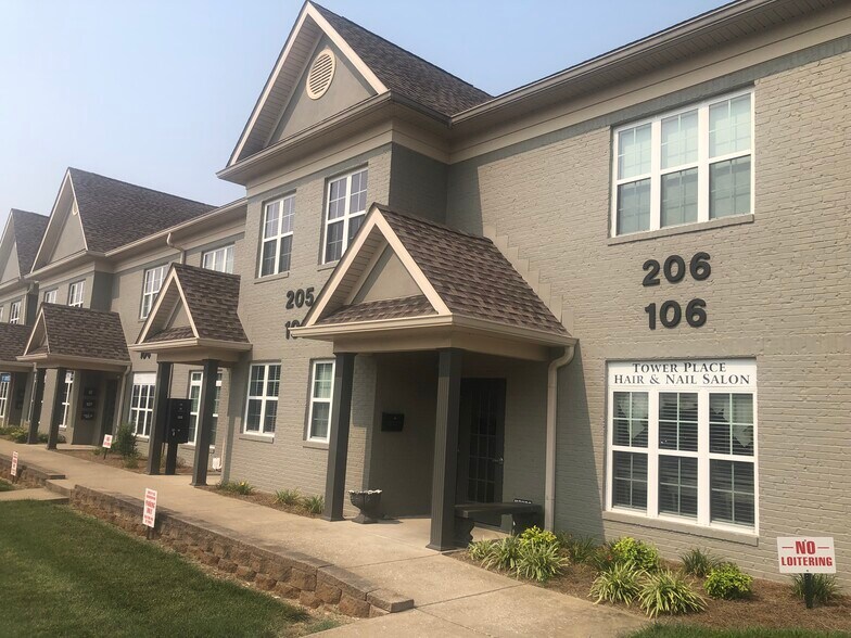 1111 Shive Ln, Bowling Green, KY à louer - Photo du bâtiment - Image 2 de 7