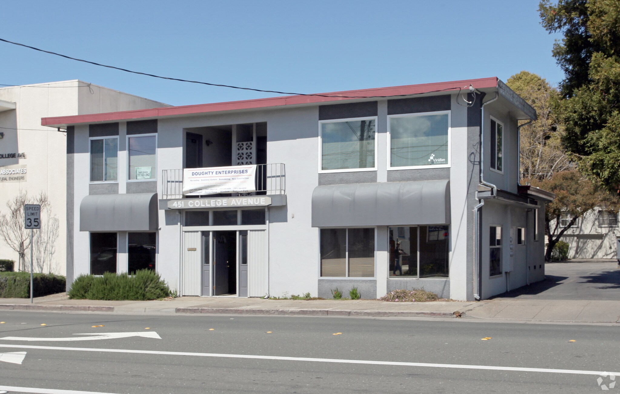 451 College Ave, Santa Rosa, CA à vendre Photo du bâtiment- Image 1 de 3