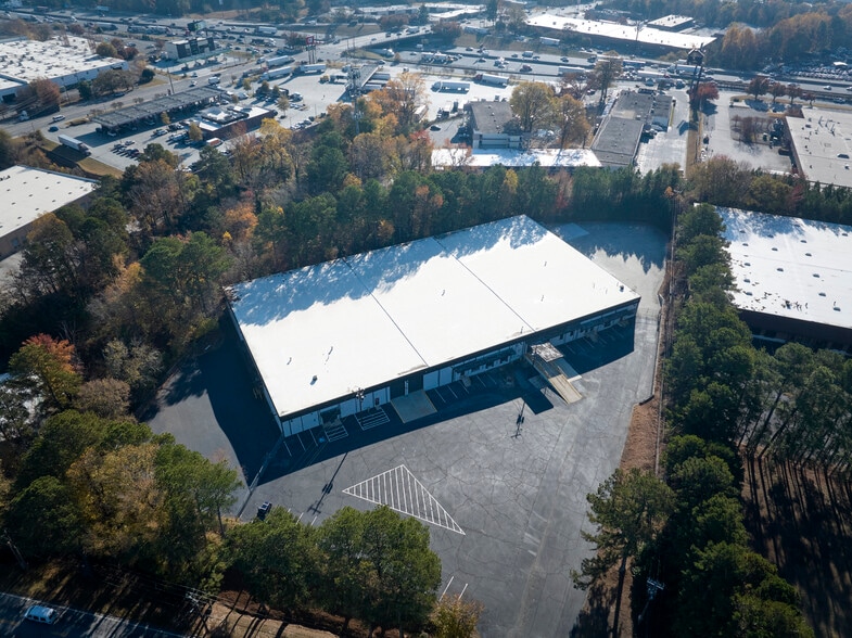 3645 Oakcliff Rd, Doraville, GA for lease - Building Photo - Image 2 of 66