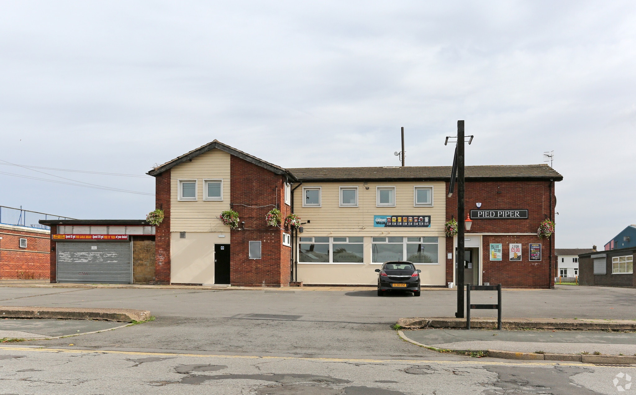 103-103A Willoughby Rd, Scunthorpe for lease Primary Photo- Image 1 of 3