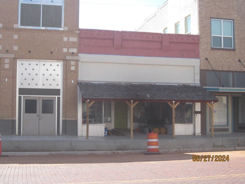 203 Main st, Childress, TX for sale - Primary Photo - Image 1 of 2