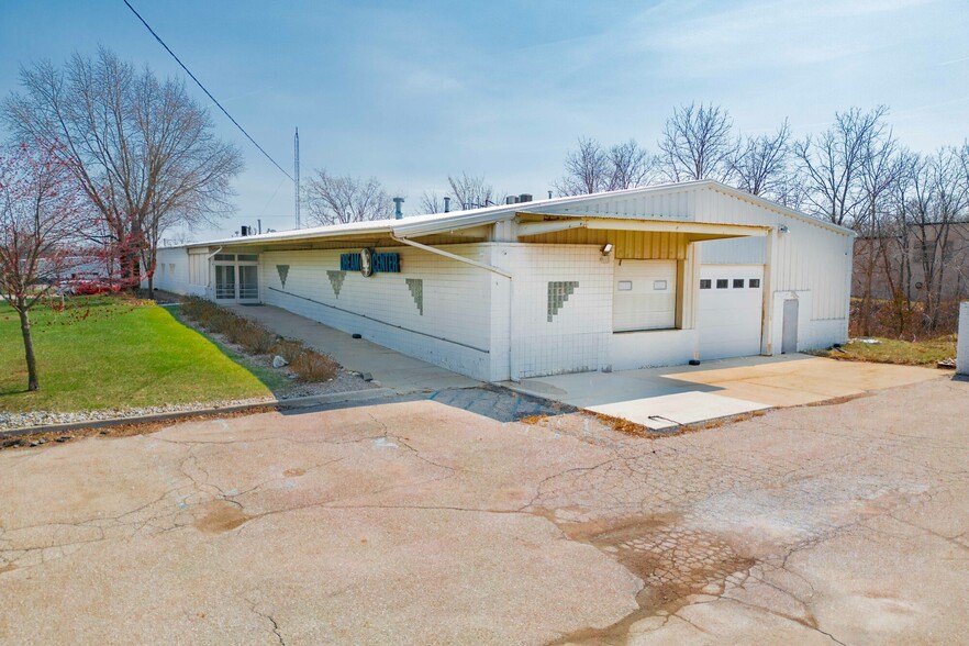 150 Osmun St, Pontiac, MI for sale - Building Photo - Image 3 of 7