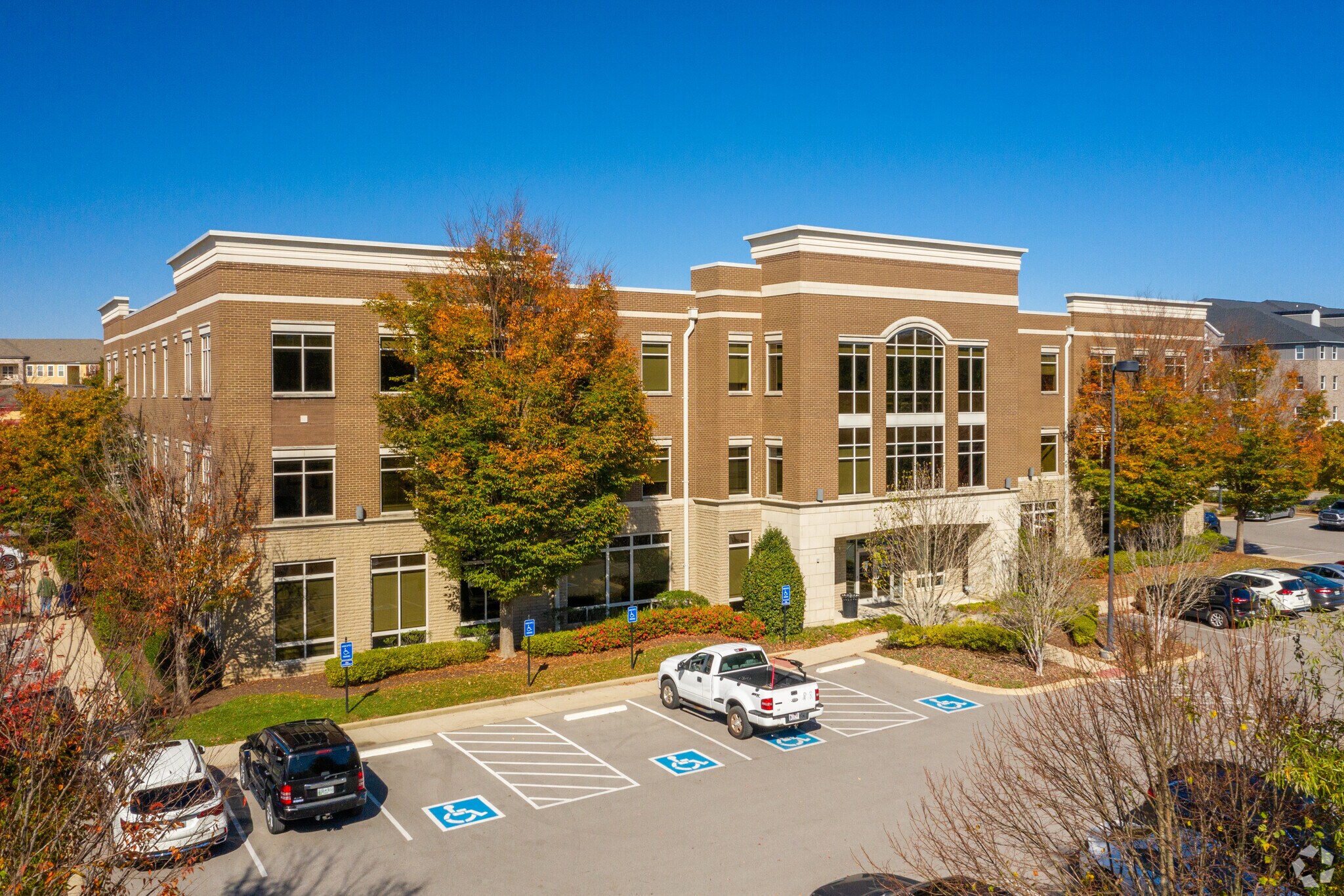 131 Saundersville Rd, Hendersonville, TN for lease Building Photo- Image 1 of 8