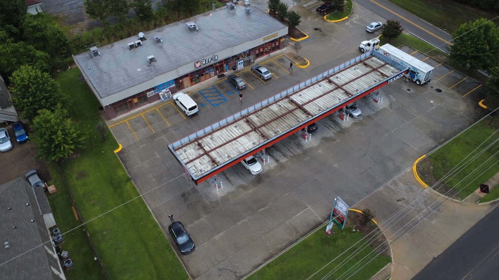 2611 W 7th St, Hattiesburg, MS à louer - Photo du bâtiment - Image 3 de 5