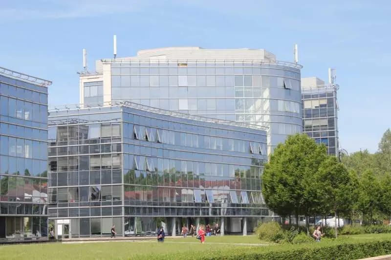 31/35 Allée Des Impressionnistes, Villepinte for lease - Building Photo - Image 2 of 10