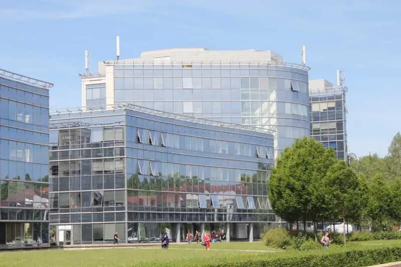 31/35 Allée Des Impressionnistes, Villepinte à louer - Photo du bâtiment - Image 2 de 10