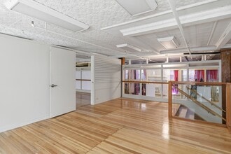 150 Main St, Northampton, MA for lease Interior Photo- Image 2 of 8
