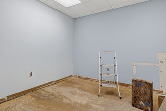 1111 Delafield St, Waukesha, WI for lease Interior Photo- Image 2 of 11