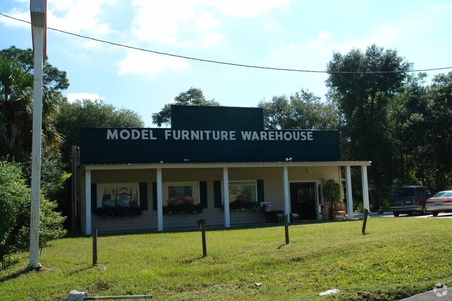 1816 S Volusia Ave, Orange City, FL à louer - Photo principale - Image 3 de 4