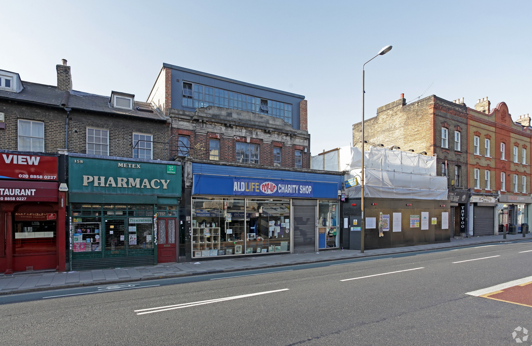 154-156 Trafalgar Rd, London for sale Primary Photo- Image 1 of 5