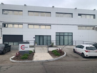 Plus de détails pour Calle Gavilanes, 11, Pinto - Industriel à louer