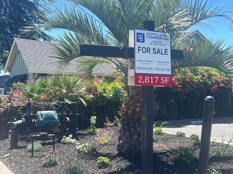 709 California Blvd, Napa, CA à vendre - Photo du bâtiment - Image 2 de 14
