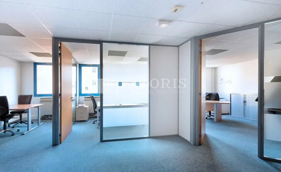 Office in Lyon for sale - Interior Photo - Image 3 of 6