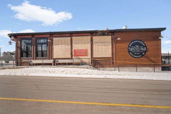More details for N1502 County Road A, Kewaskum, WI - Retail for Sale