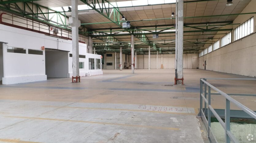 Industrial in Getafe, Madrid for sale - Building Photo - Image 1 of 12