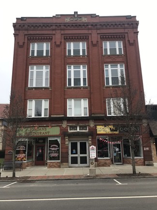 Plus de détails pour 214-216 S Broad St, Grove City, PA - Local d'activités à louer