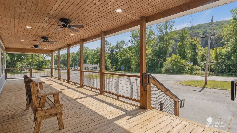 11669 Lee Hwy, Sperryville, VA à vendre - Vidéo sur l’inscription commerciale - Image 2 de 30