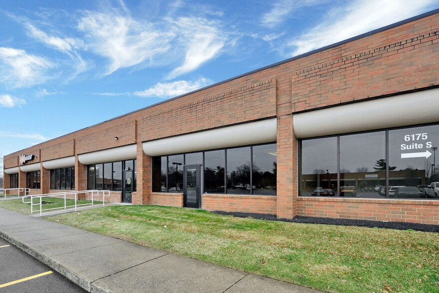 6175 Shamrock Ct, Dublin, OH à louer - Photo du bâtiment - Image 3 de 7