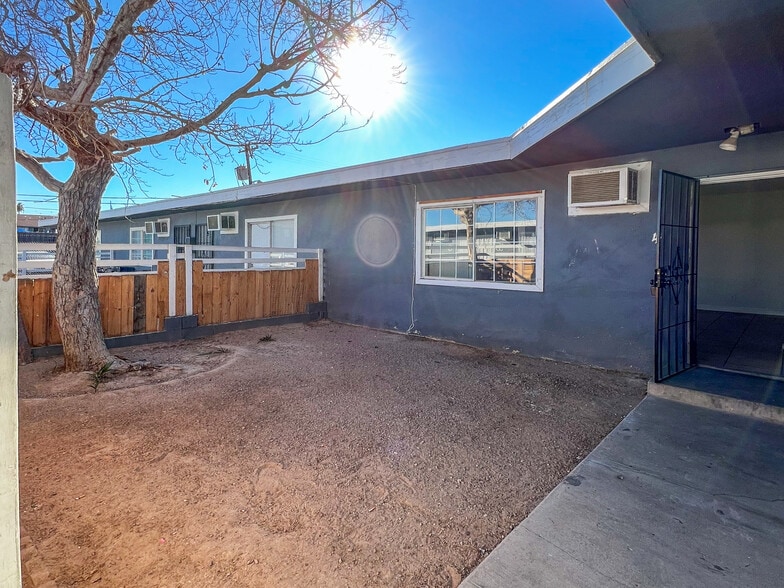 2204 Sunrise Ave, Las Vegas, NV for sale - Building Photo - Image 3 of 10