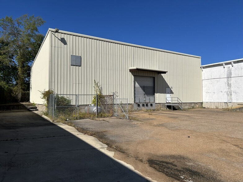 629 GUIDICI St, Jackson, MS à vendre - Photo du bâtiment - Image 2 de 7