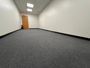 2 Electronics Ave, Danvers, MA for lease Interior Photo- Image 1 of 1