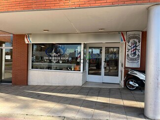 Plus de détails pour Multi-résidentiel à vendre