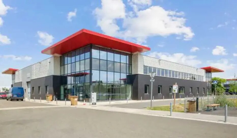 Flex dans La Courneuve à louer - Photo du bâtiment - Image 1 de 12