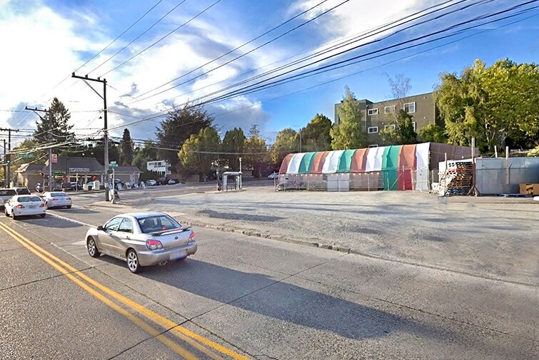 9050 35th Ave SW, Seattle, WA à vendre - Photo du bâtiment - Image 2 de 6