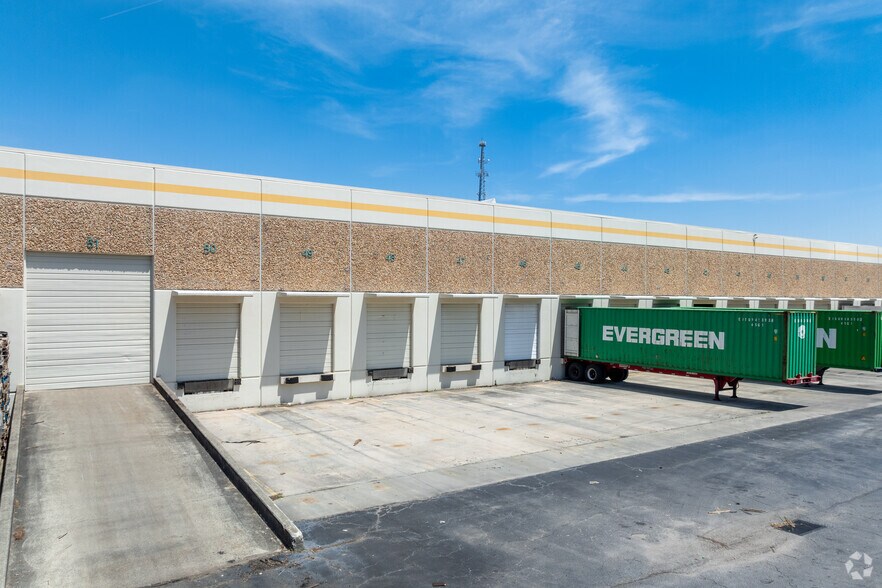 6047 Fulton Industrial Blvd SW, Atlanta, GA à louer - Photo du bâtiment - Image 3 de 7